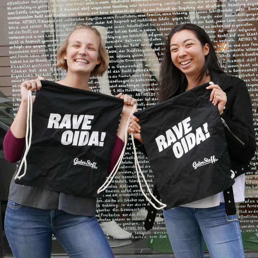 T-Shirts und Stoffsackerl mit Siebdruck bedrucken lassen. Guter Stoff bio fair vegan in Wien